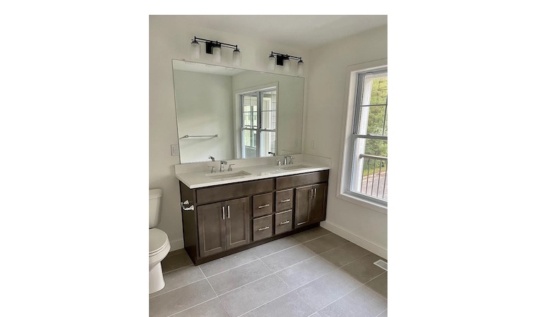 Landon Lane Apartments | image 5